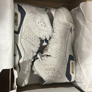 Grey Jordan 6 in women